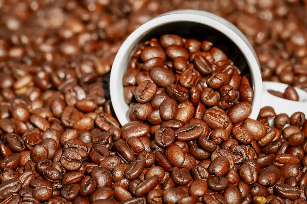 How Many Ounces of Coffee Grounds Are in A Pound of Coffee?